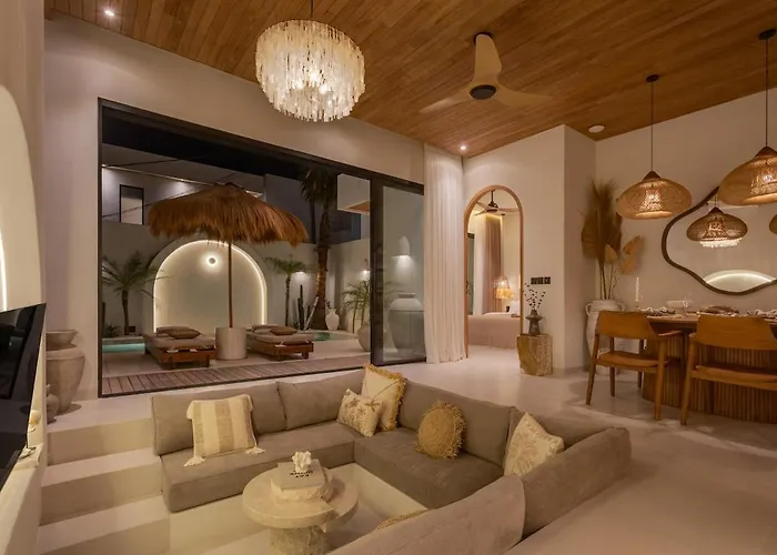 فيلة Brand New With Rooftop Jacuzzi - Bingin *