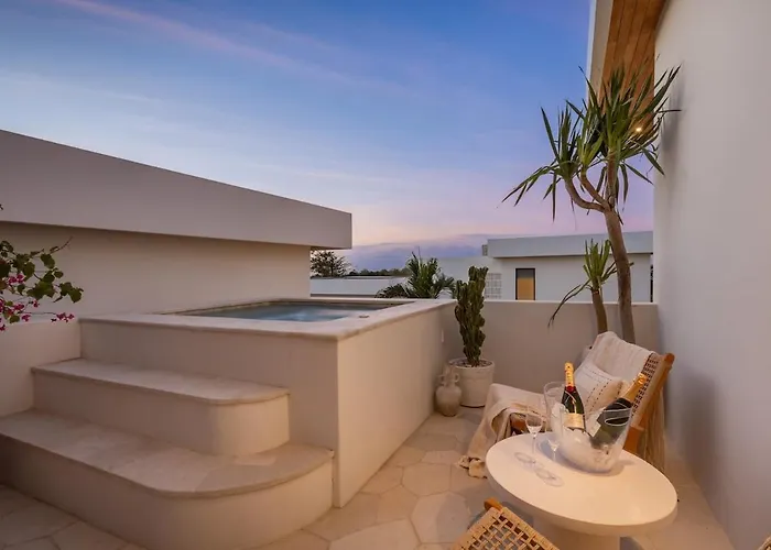 Brand New With Rooftop Jacuzzi - Bingin فيلة *
